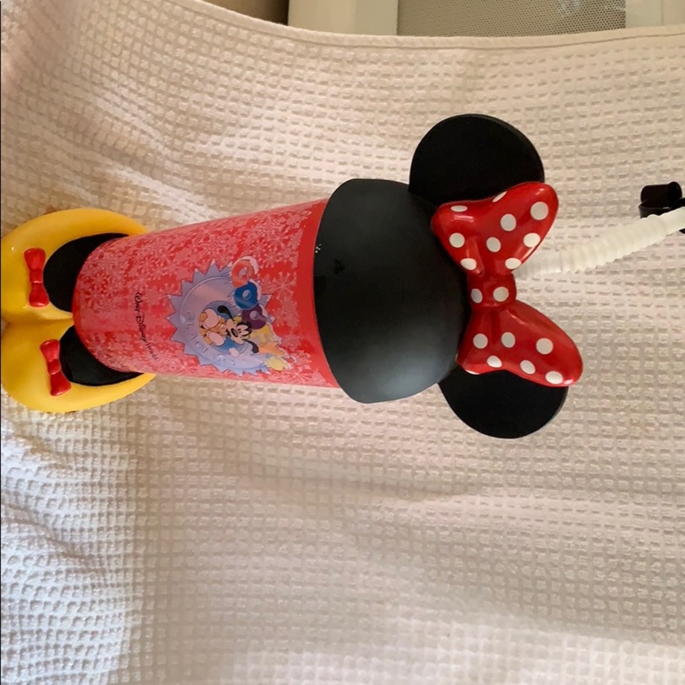 Minnie Mouse cup with straw